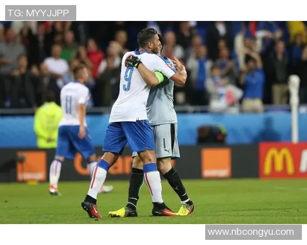 剑桥联与牛津联的激烈对决揭示英格兰足球的传统与荣耀